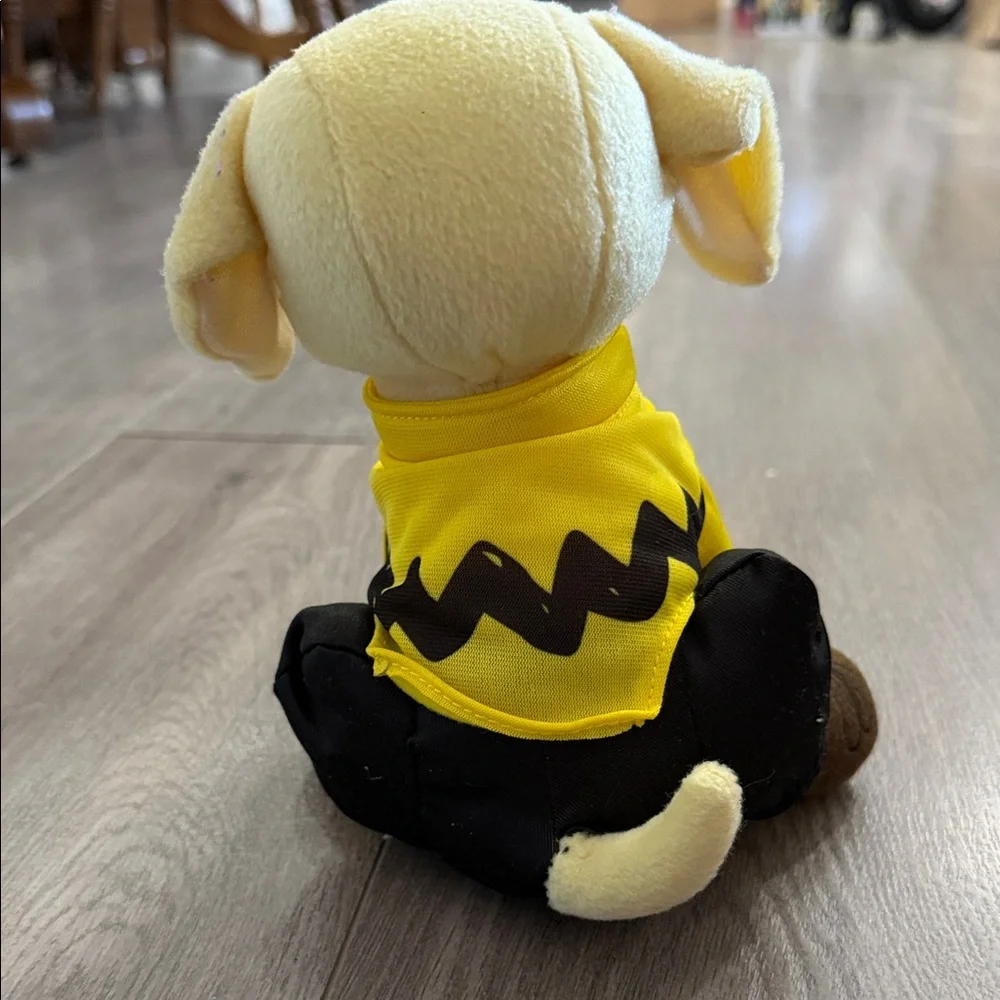 limited-edition Raising Cane's Peanuts Charlie Brown Plush Puppy - Picture 6 of 6